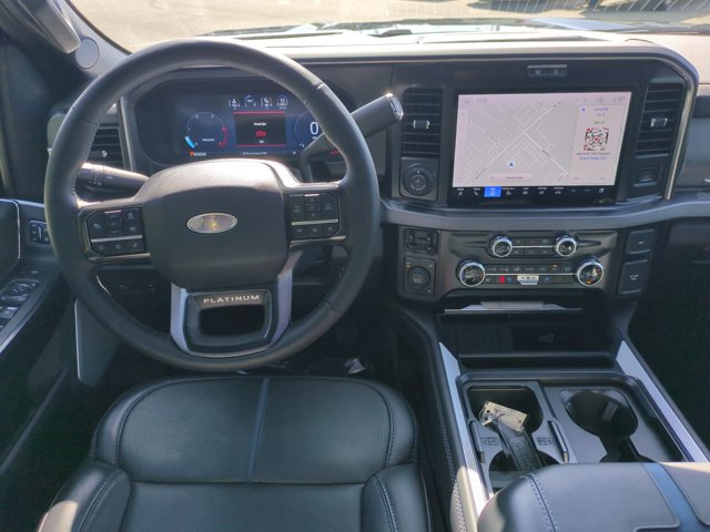 Certified 2025 Ford F450 Platinum w/ FX4 Off-Road Package AWD/4WD image 32