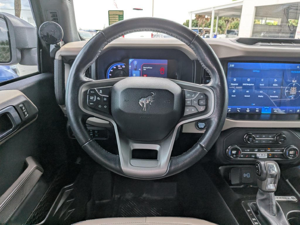 Certified 2023 Ford Bronco Wildtrak AWD/4WD image 14