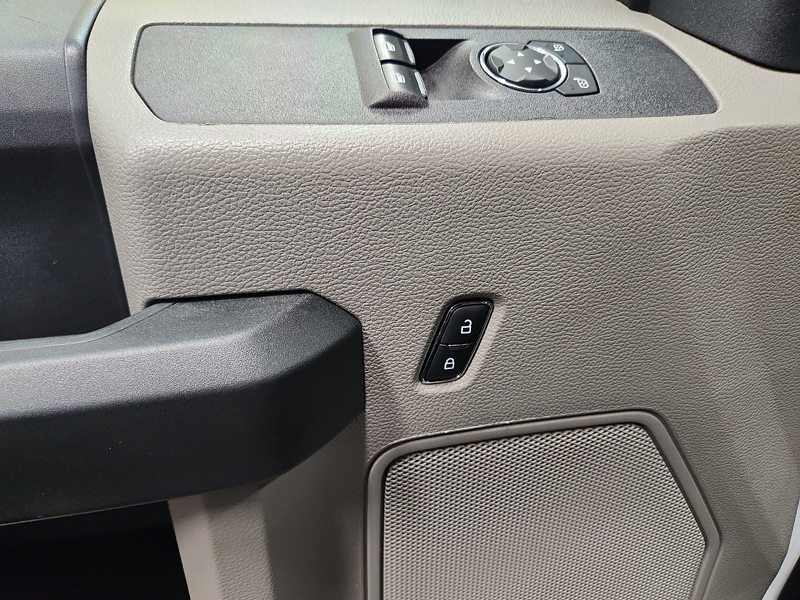 Certified 2022 Ford F250 XL w/ STX Appearance Package image 23