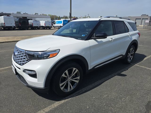 Certified 2020 Ford Explorer Platinum AWD/4WD image 1