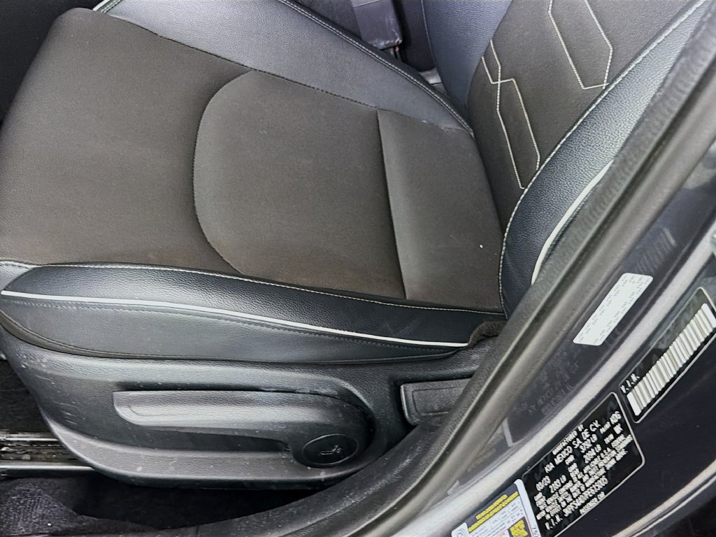Used 2023 Kia Forte GT-Line w/ GT-Line Premium Package FWD image 22