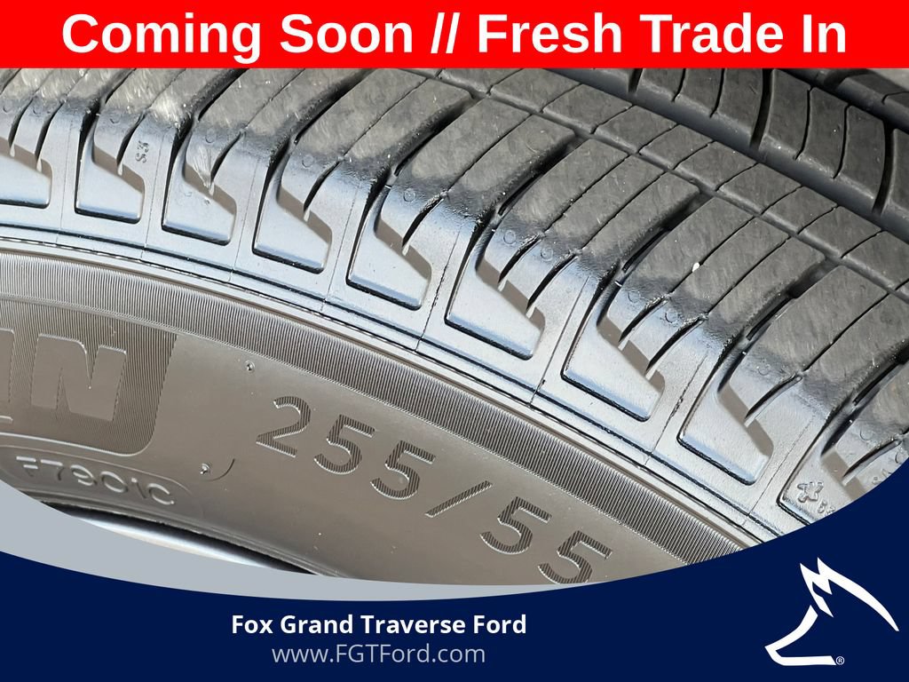 Certified 2023 Ford Explorer XLT w/ Equipment Group 202A AWD/4WD image 9