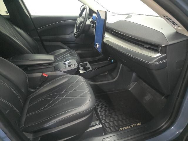 Certified 2023 Ford Mustang Mach-E Select AWD/4WD image 4