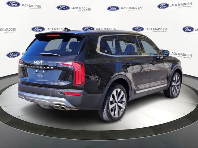Used 2022 Kia Telluride EX w/ EX Premium Package image 4