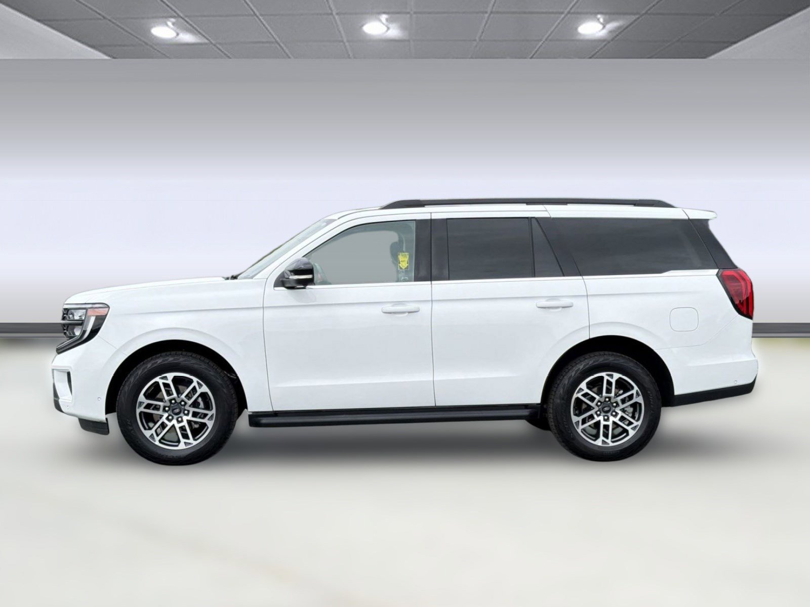 Certified 2025 Ford Expedition Active AWD/4WD image 2