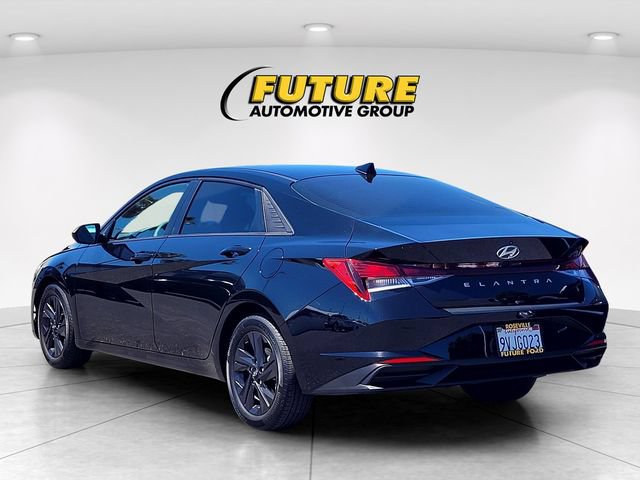 Used 2023 Hyundai Elantra SEL FWD image 6