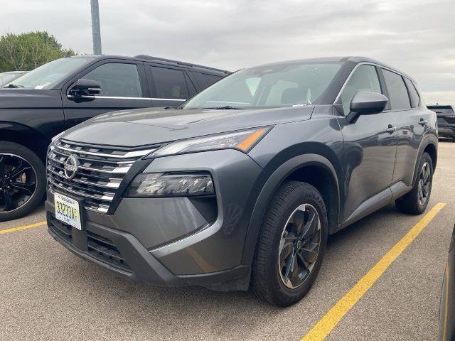 Used 2025 Nissan Rogue SV AWD/4WD image 18