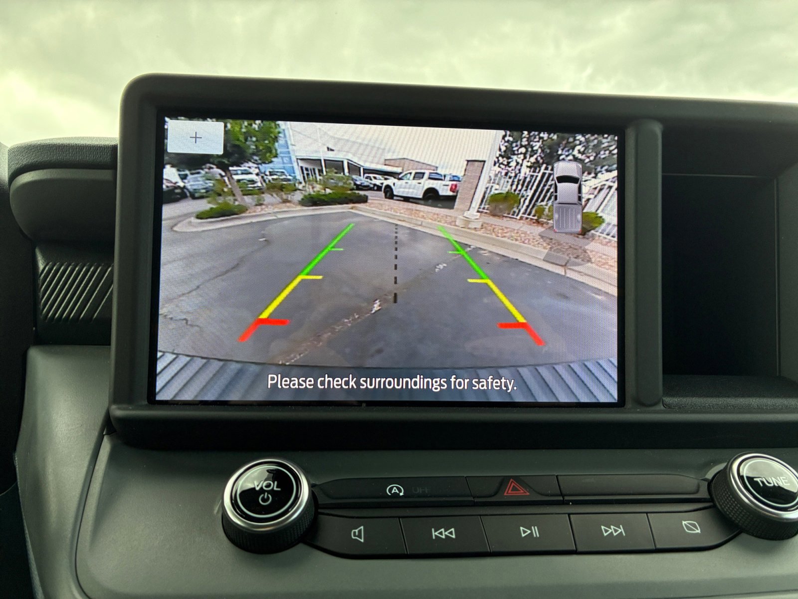 Certified 2024 Ford Maverick Tremor w/ Tremor Off-Road Package image 29