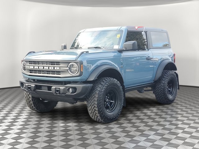 Certified 2022 Ford Bronco Black Diamond image 3