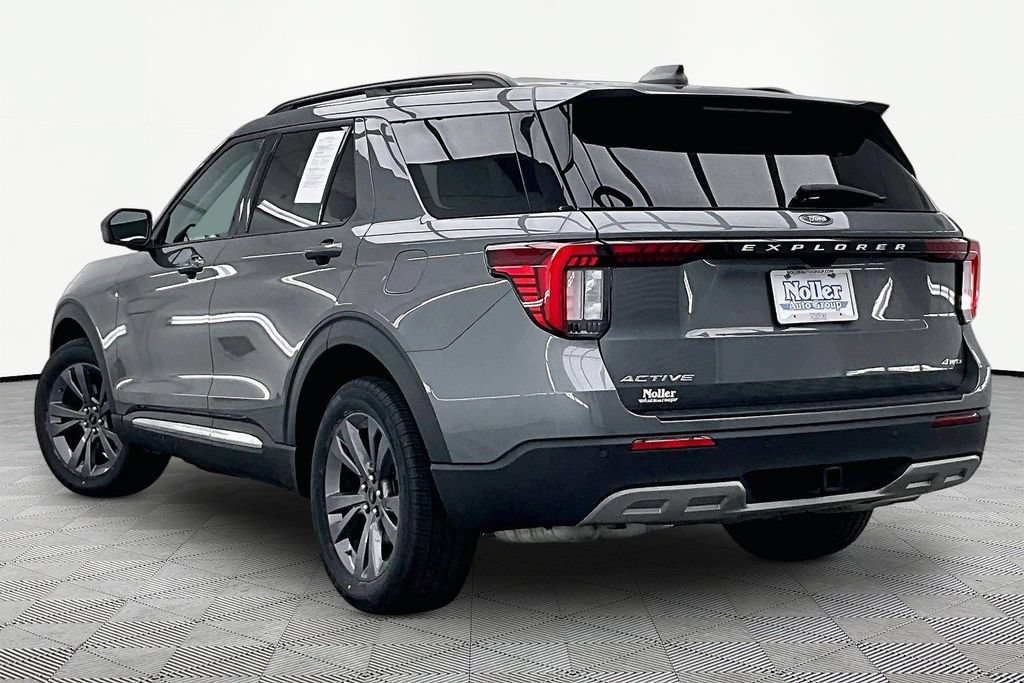 Certified 2025 Ford Explorer Active w/ Active Comfort Package AWD/4WD image 13
