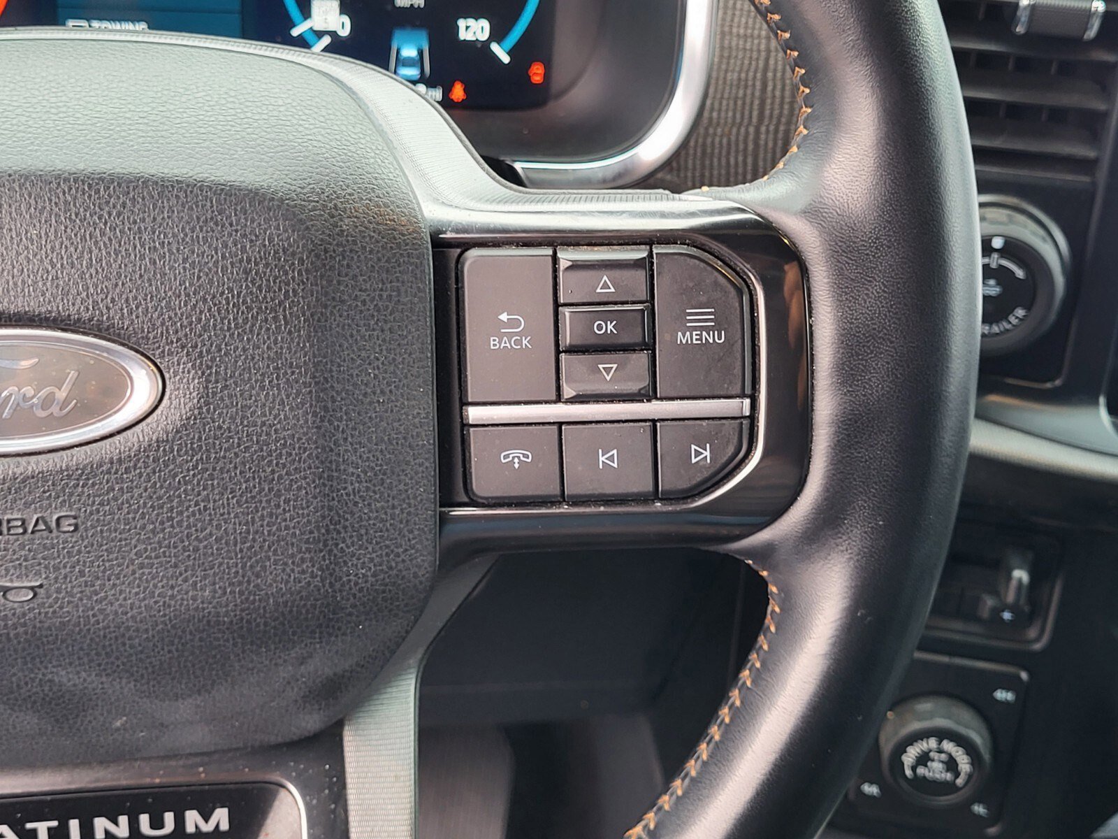 Certified 2023 Ford F150 Platinum w/ Equipment Group 701A High image 30