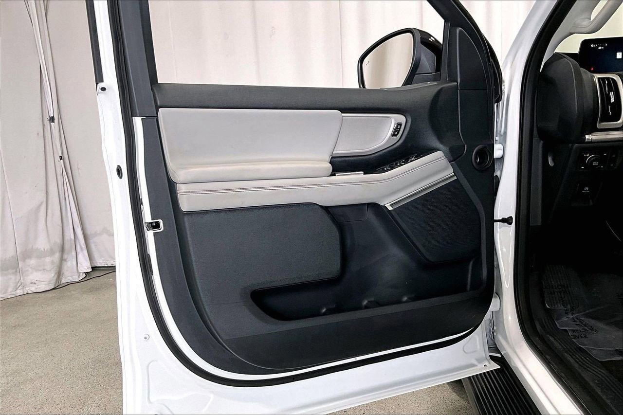 Certified 2025 Ford Expedition Max Active image 26