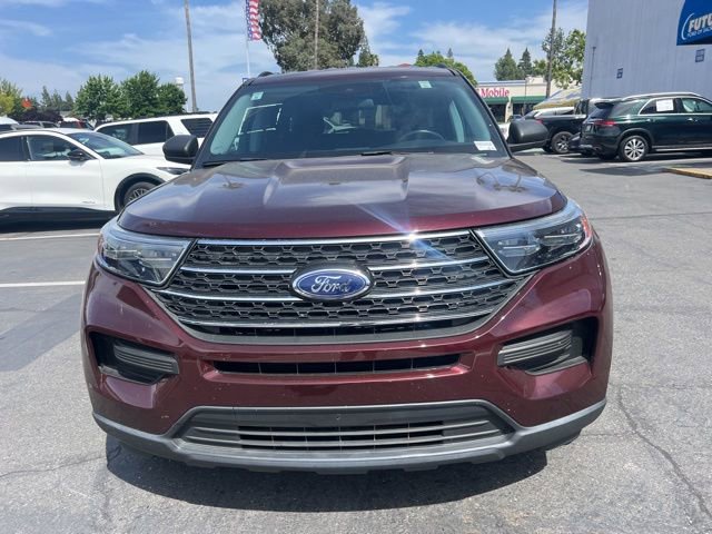 Certified 2022 Ford Explorer XLT AWD/4WD image 2