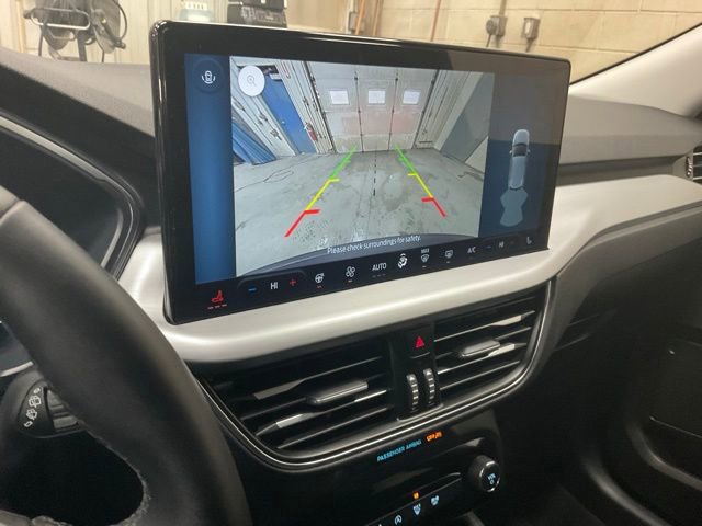 Certified 2025 Ford Escape Platinum image 10