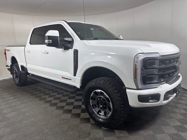 Certified 2024 Ford F350 Platinum w/ Tremor Off-Road Package AWD/4WD image 7
