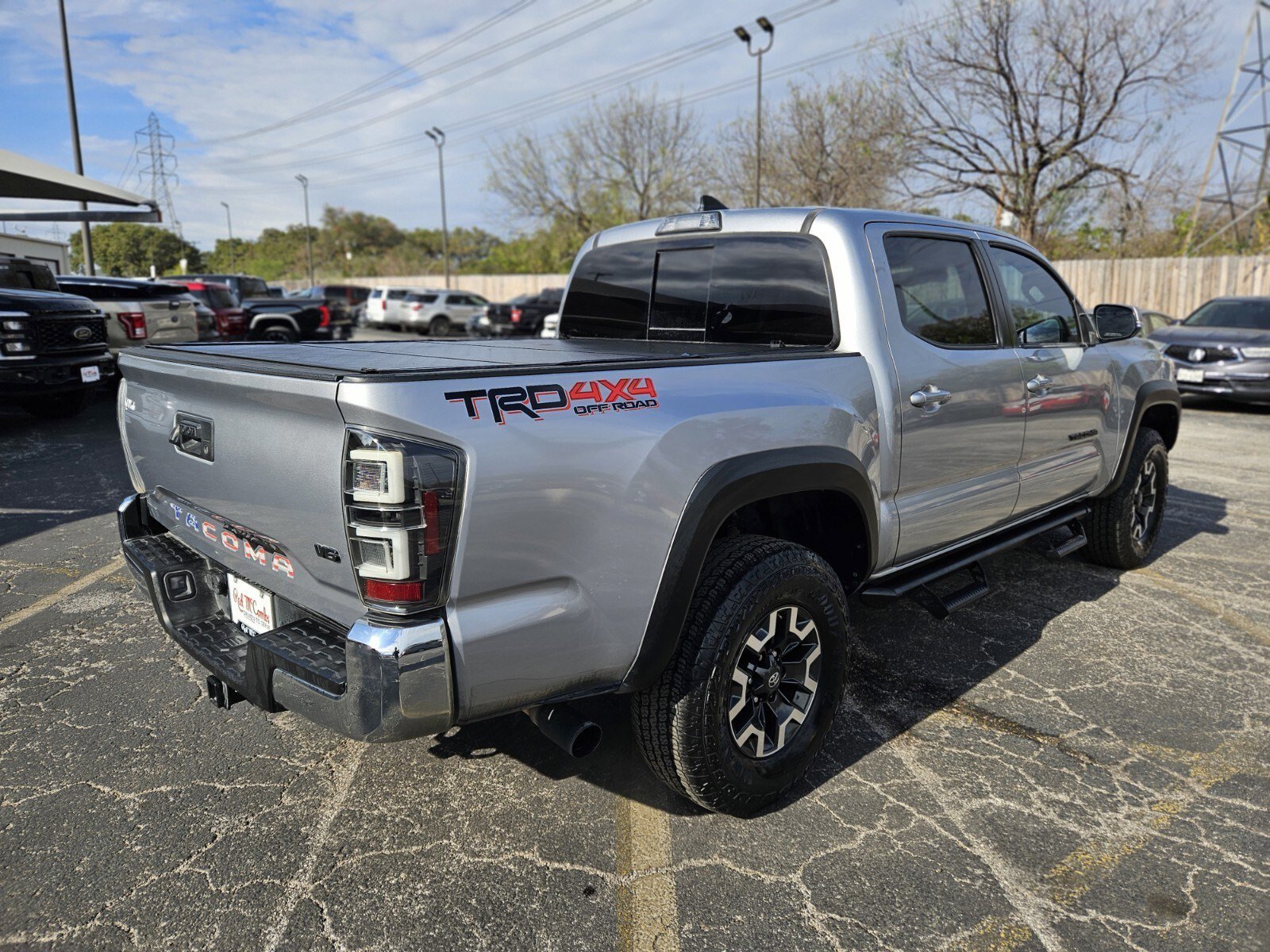 Used 2019 Toyota Tacoma SR5 image 3