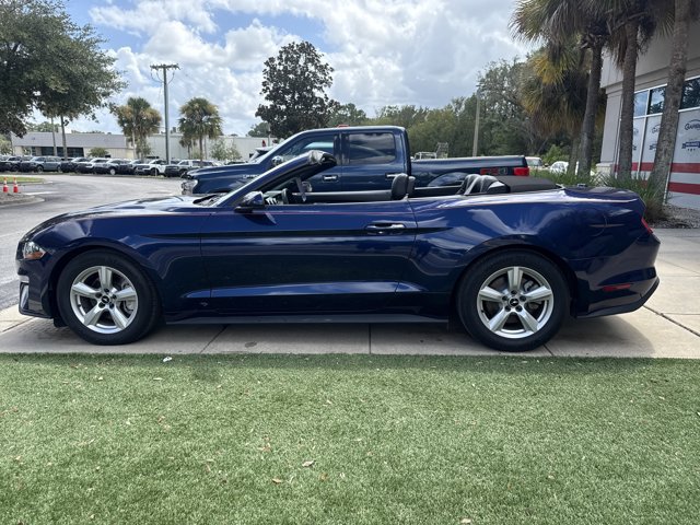 Certified 2019 Ford Mustang Convertible RWD image 8