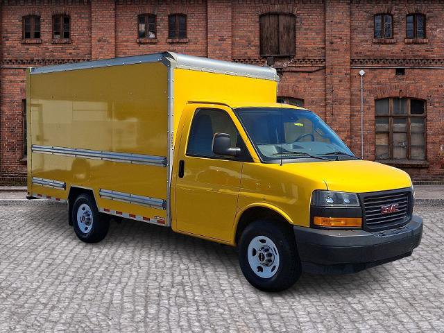 Used 2021 GMC Savana 3500 w/ Power Convenience Package RWD image 3