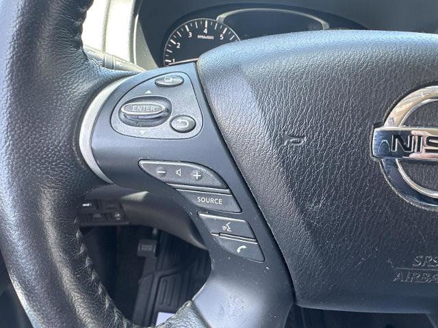 Used 2020 Nissan Pathfinder SL FWD image 18