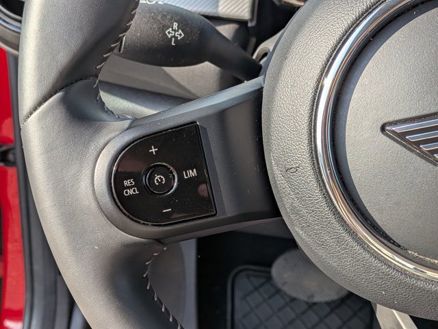 Used 2023 MINI Cooper SE image 17