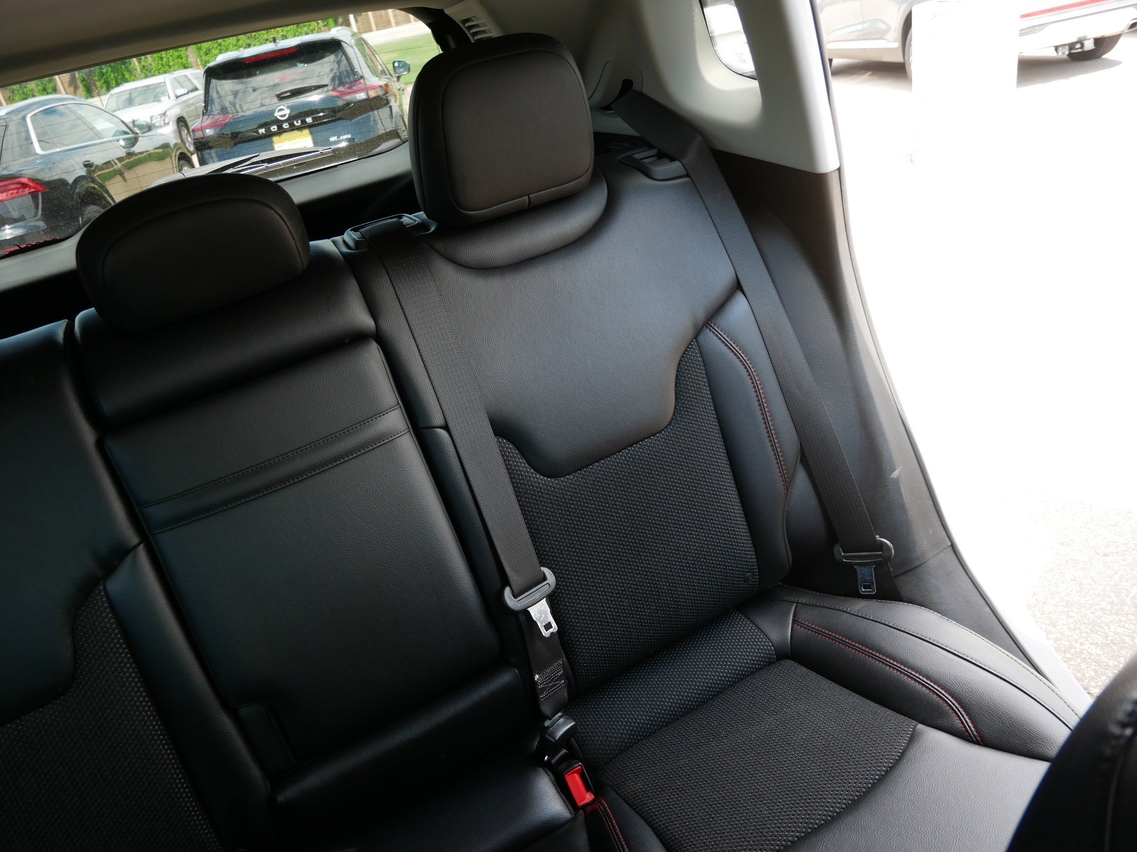 Used 2019 Jeep Compass Trailhawk w/ Safety & Security Group AWD/4WD image 14