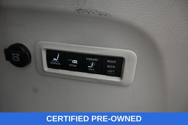 Used 2019 Chrysler Pacifica Limited FWD image 7