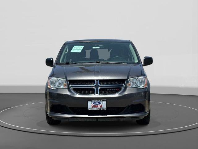 Used 2018 Dodge Grand Caravan SE w/ UConnect Hands-Free Group FWD image 3
