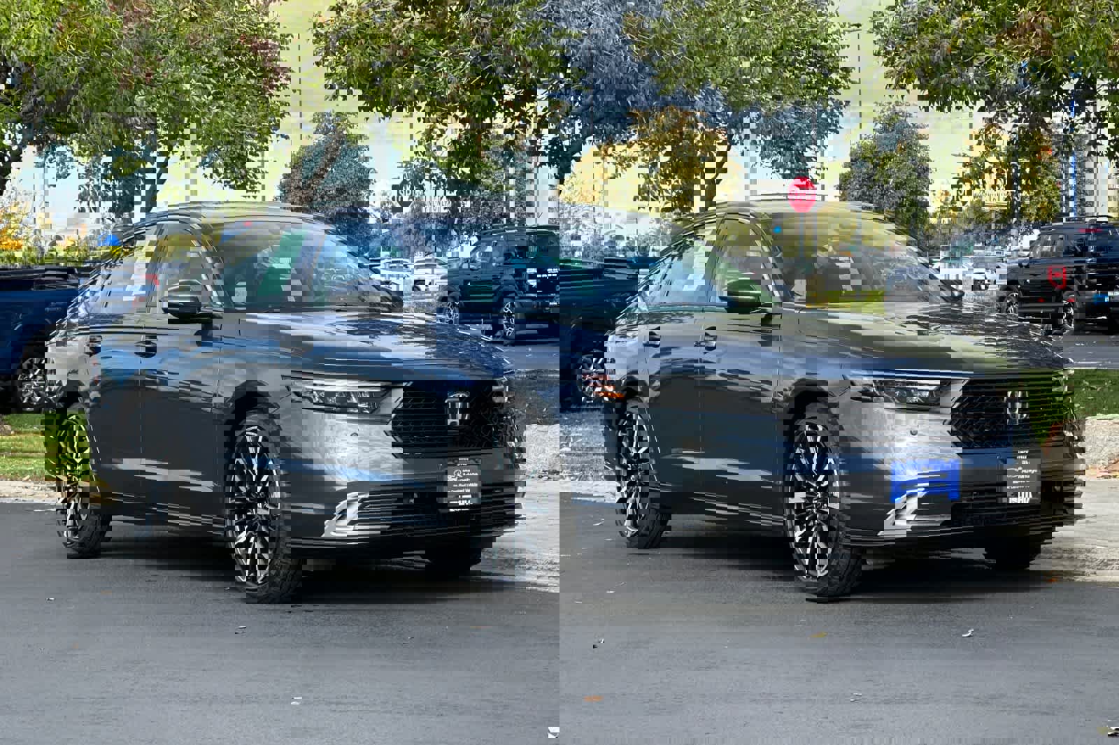 Used 2023 Honda Accord Touring image 7