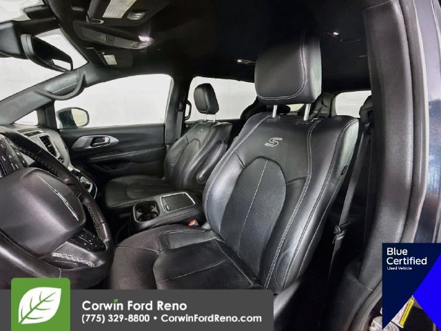 Used 2020 Chrysler Pacifica Touring-L Plus FWD image 25