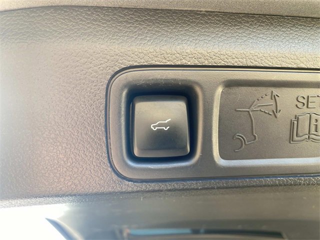 Certified 2024 Ford Expedition Limited image 12