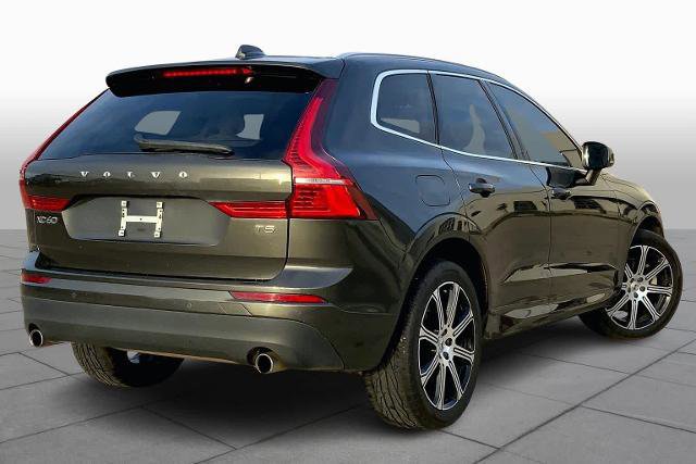 Used 2020 Volvo XC60 T5 Momentum image 4