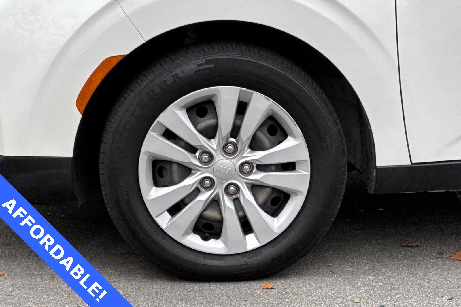 Used 2021 Kia Soul LX image 25