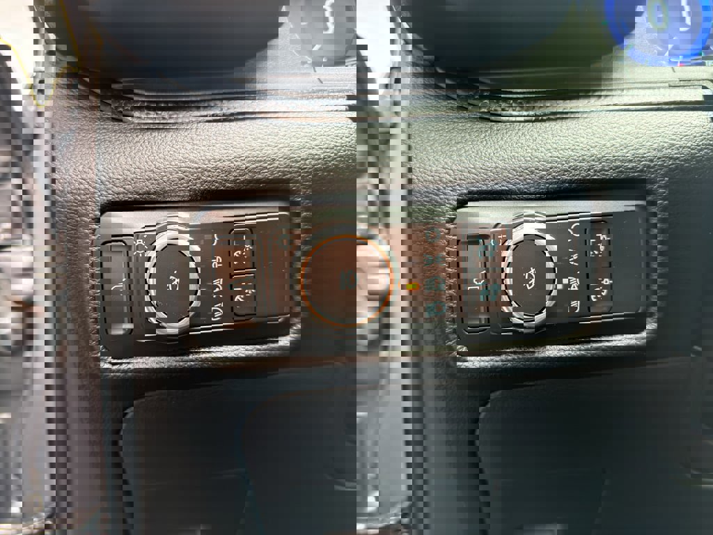 Certified 2021 Ford Explorer ST w/ Equipment Group 401A image 23