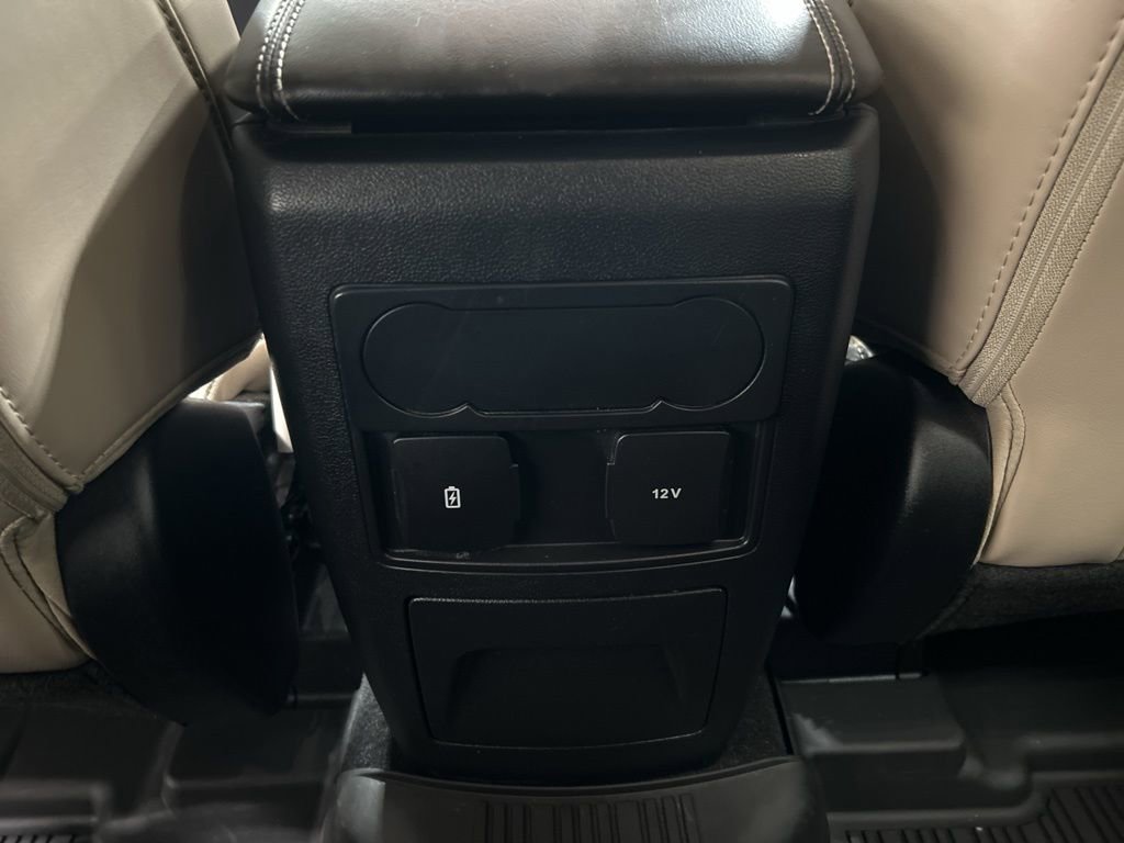 Certified 2024 Ford Explorer XLT w/ Equipment Group 202A AWD/4WD image 25