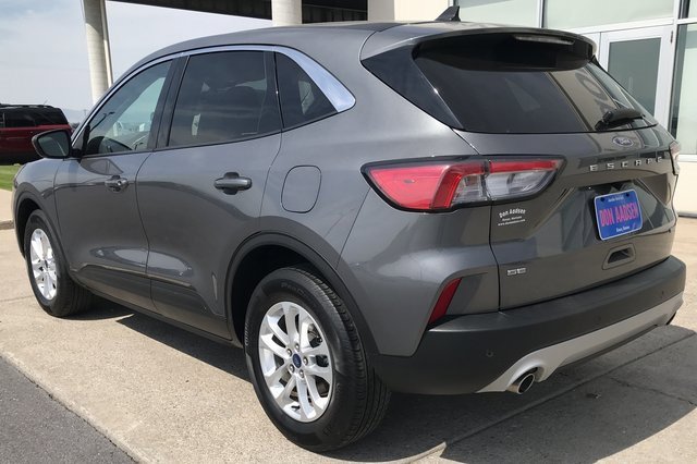 Certified 2021 Ford Escape SE image 17
