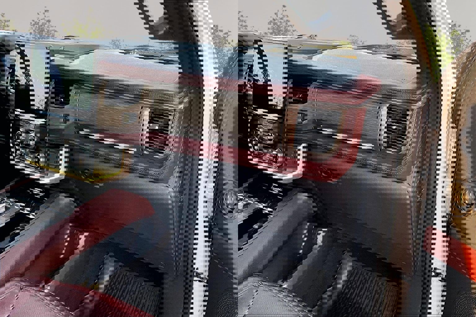 Certified 2024 Ford Expedition Limited image 17