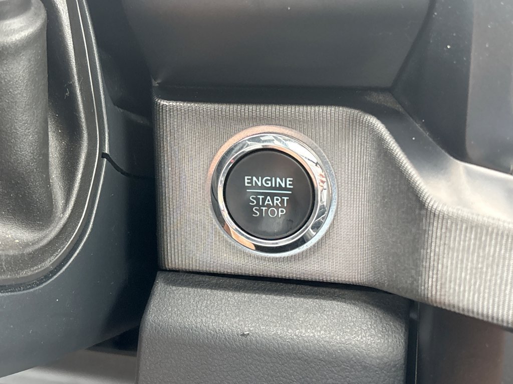 Certified 2023 Ford F350 Platinum AWD/4WD image 39
