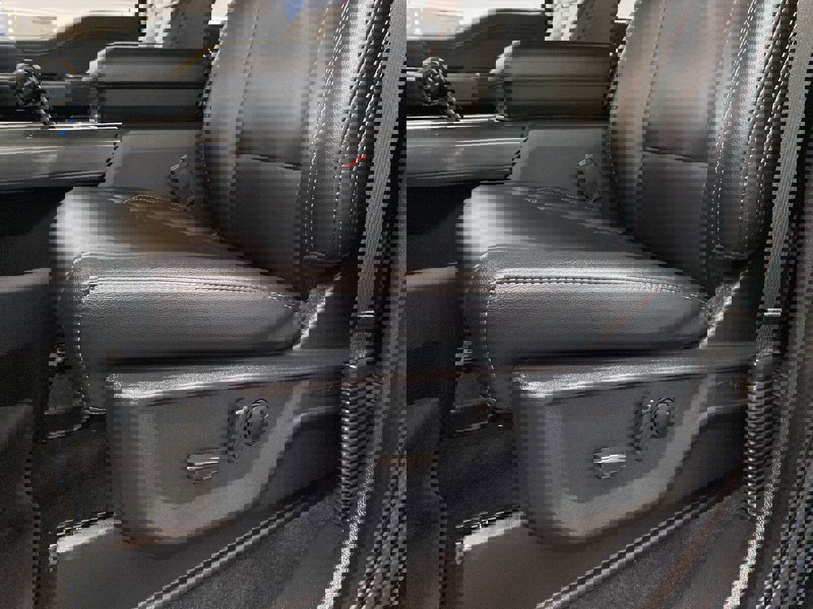 Certified 2023 Ford F150 XLT w/ Equipment Group 302A High image 16