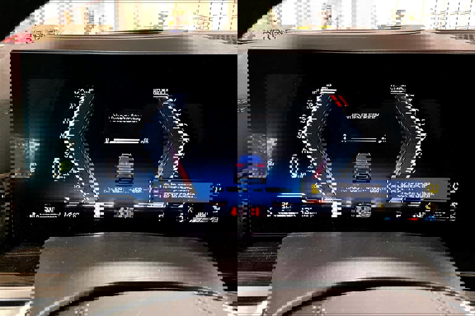 Used 2026 BMW X7 xDrive40i image 26