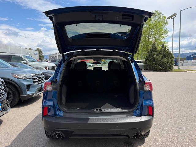 Certified 2022 Ford Escape SEL w/ SEL Stealth AWD Package image 9