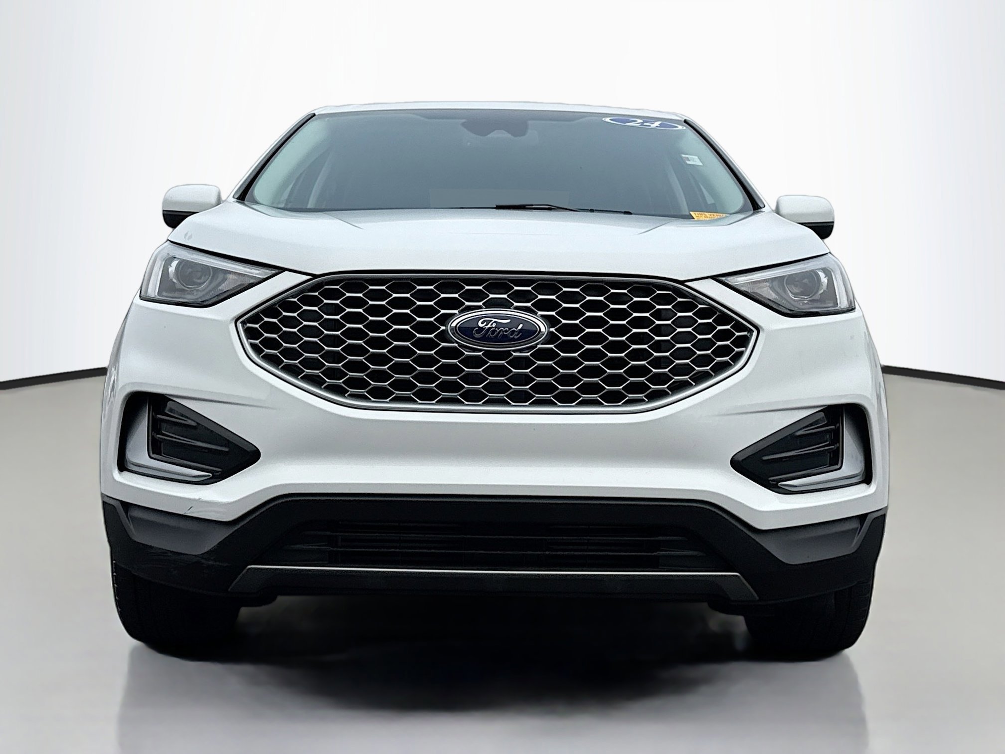 Certified 2024 Ford Edge SEL image 5