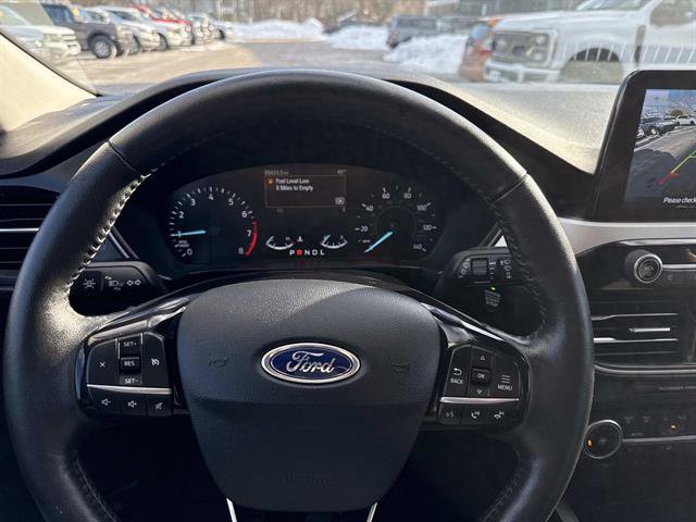 Certified 2021 Ford Escape SE w/ SE Sport Appearance Package image 28