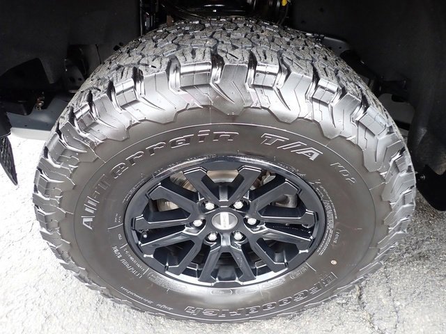 Certified 2024 Ford F150 Raptor image 12