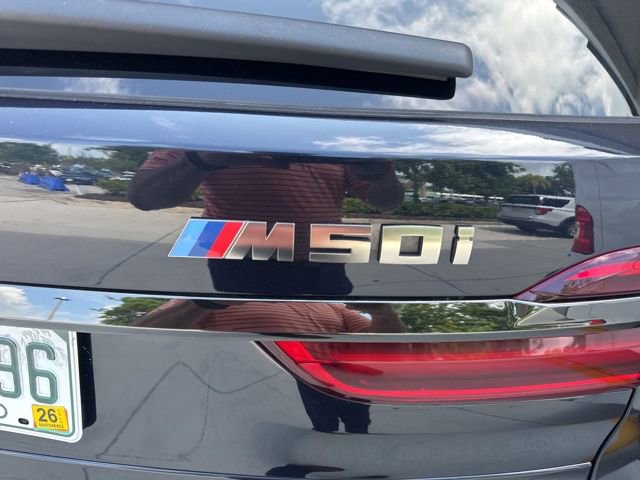 Used 2021 BMW X7 M50i w/ Dynamic Handling Package AWD/4WD image 4