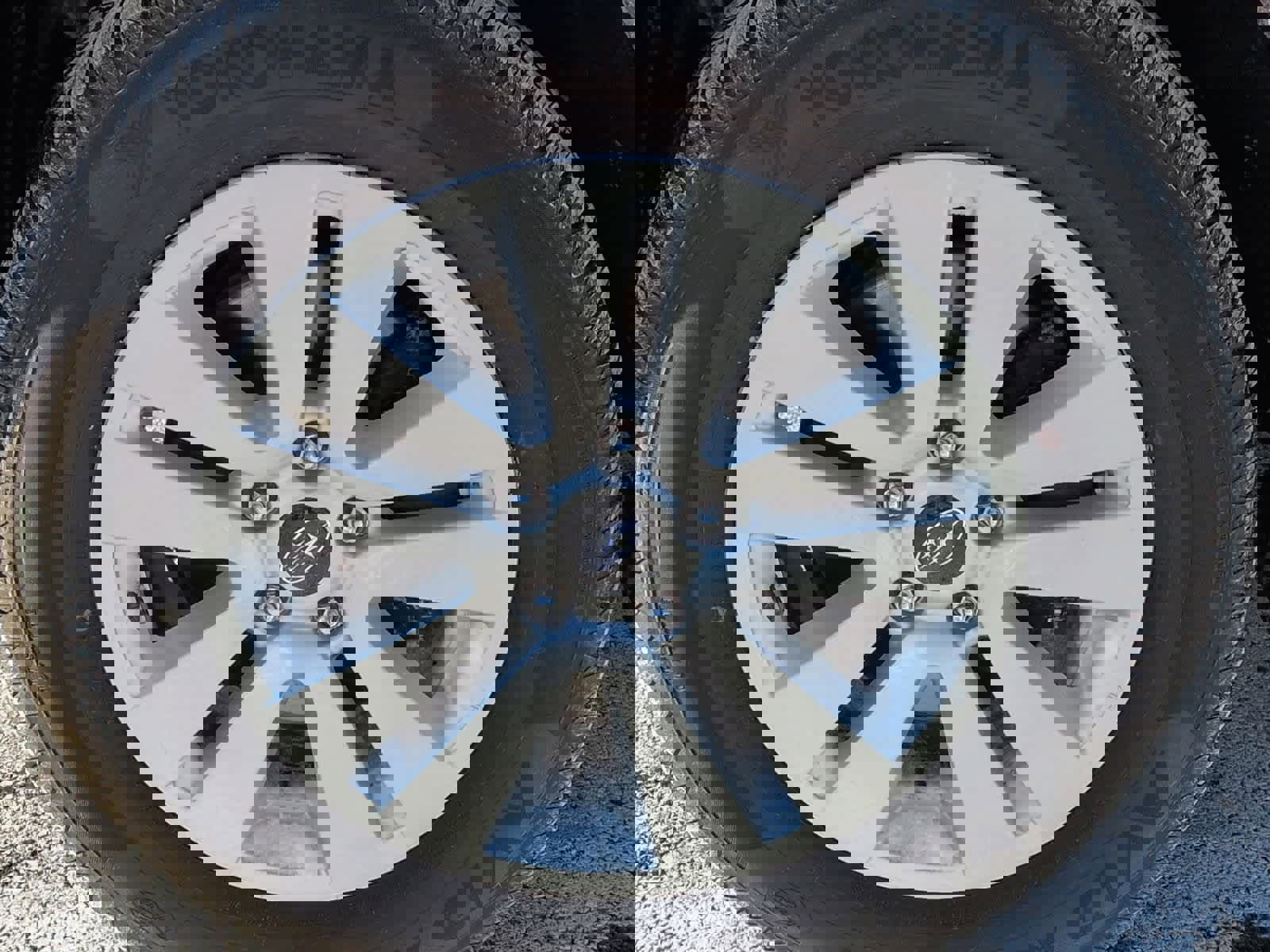 Used 2019 Subaru Outback 2.5i Premium image 14