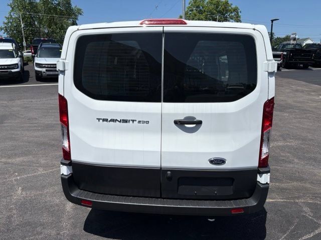 Certified 2025 Ford Transit 250 Low Roof w/ Exterior Upgrade Package RWD image 4