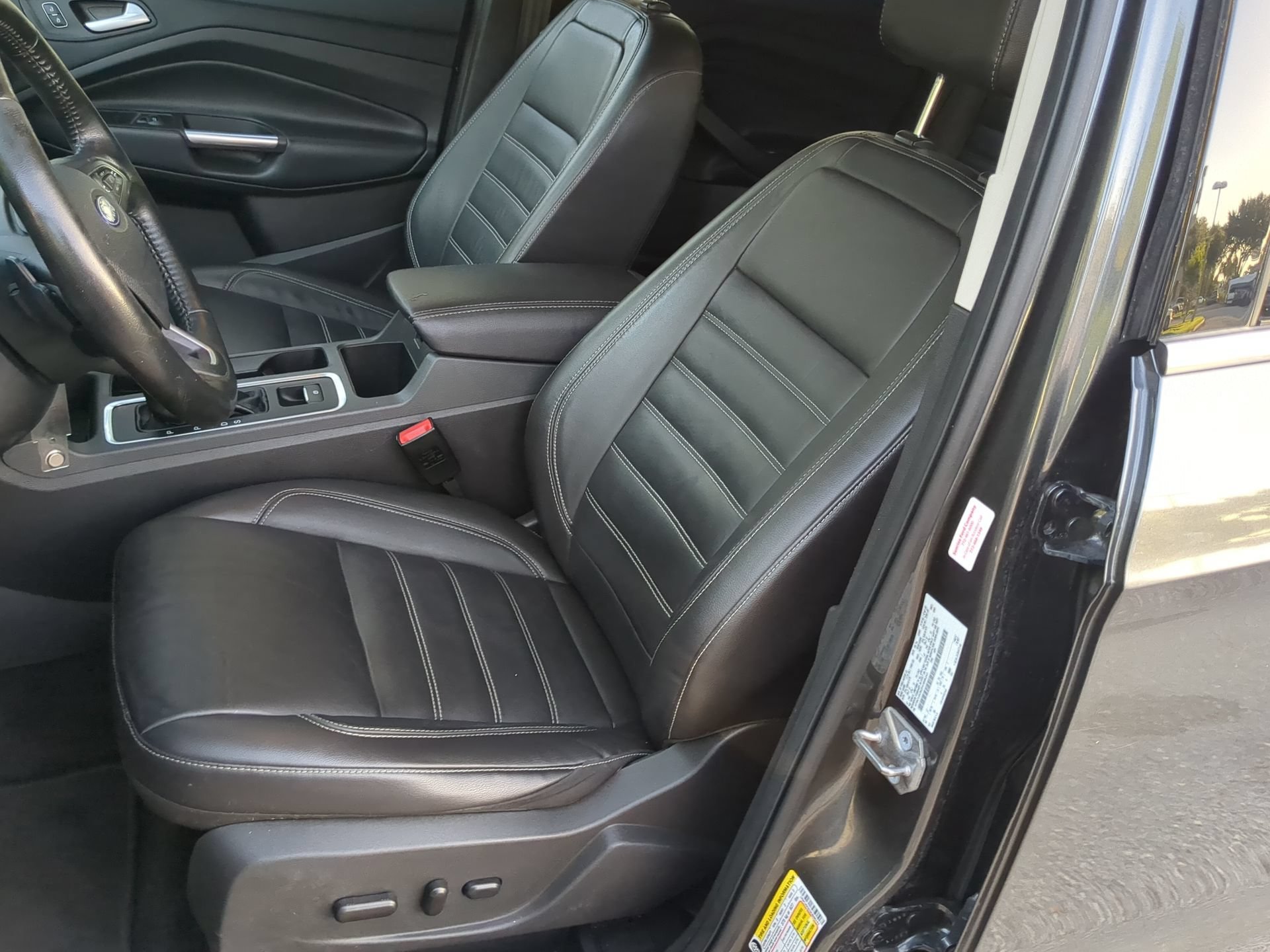 Certified 2017 Ford Escape SE w/ SE Leather Comfort Package FWD image 57