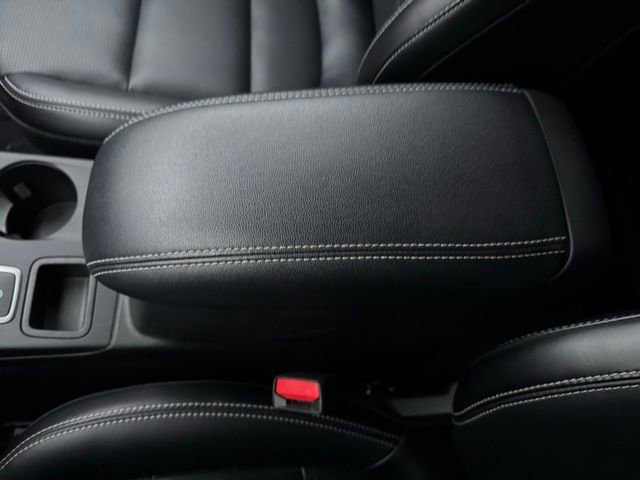 Certified 2025 Ford Escape Platinum image 22