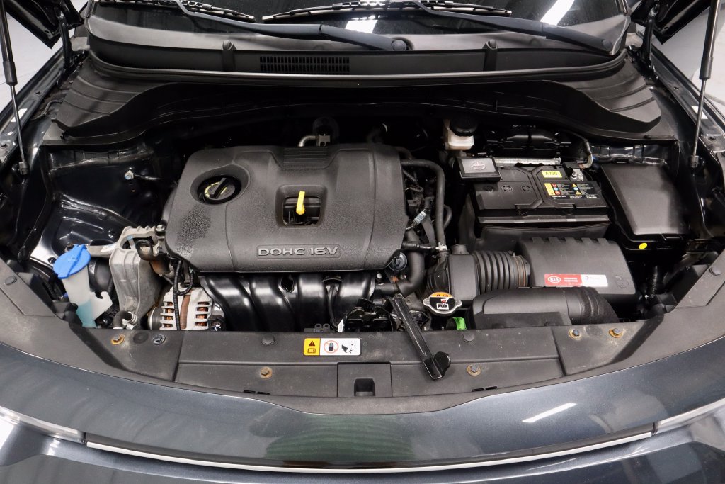 Used 2020 Kia Soul LX FWD image 16