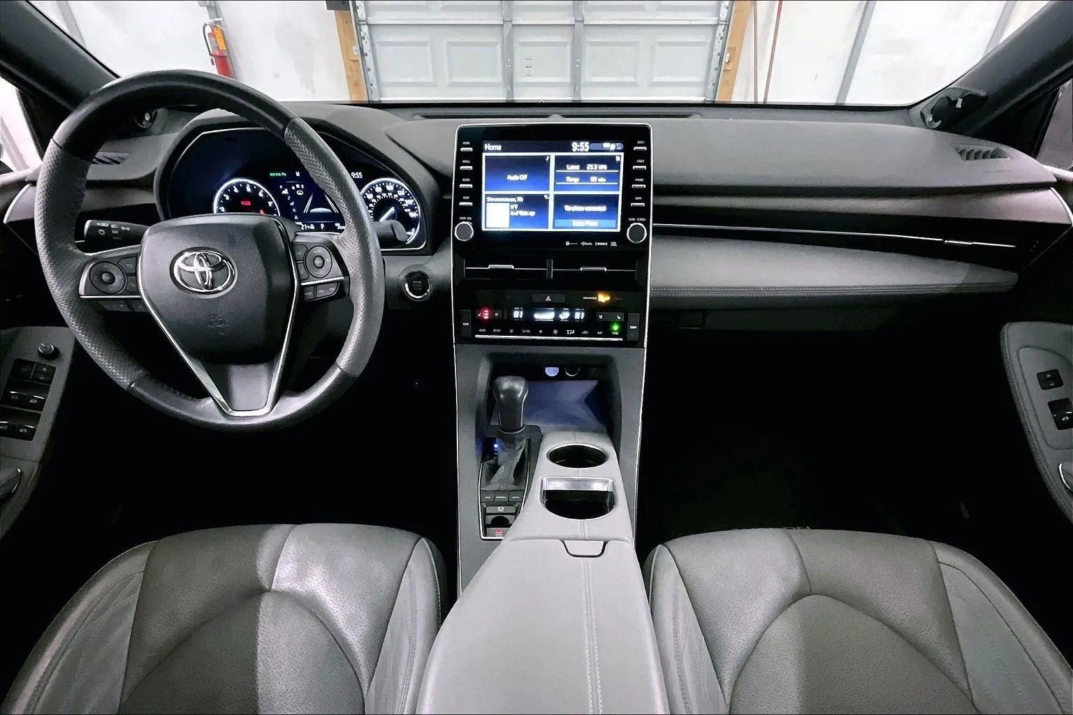 Used 2022 Toyota Avalon Limited w/ Advanced Safety Package image 14